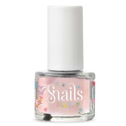 Snails play nagellak- jellyfish