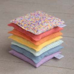 Sensorische Pittenzakjes - Pastelregenboog (6 delig) met confetti